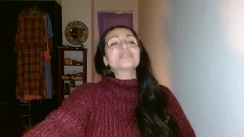 Snapshot of ginaoneon chatting on December 16, 2024, 8:05 pm GinaONeon online show from December 16, 2024, 8:05 pm