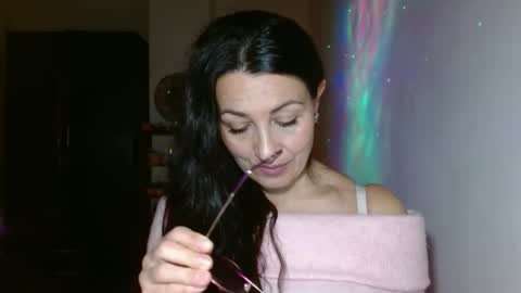 Snapshot of ginaoneon chatting on February 10, 2025, 7:28 pm GinaONeon online show from February 10, 2025, 7:28 pm