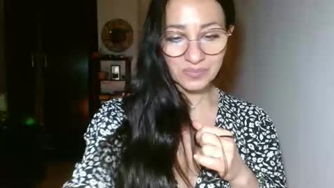 Snapshot of ginaoneon chatting on March 9, 2025, 12:10 am GinaONeon online show from March 9, 2025, 12:10 am