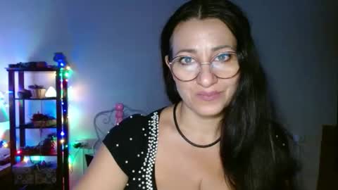 Snapshot of ginaoneon chatting on October 30, 2025, 8:42 pm GinaONeon online show from October 30, 2025, 8:42 pm