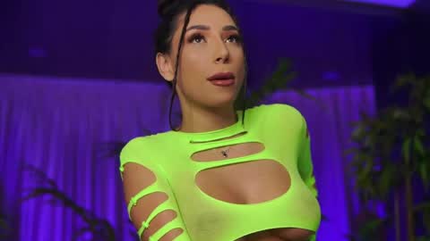 Gina online show from April 4, 2026, 7:22 pm