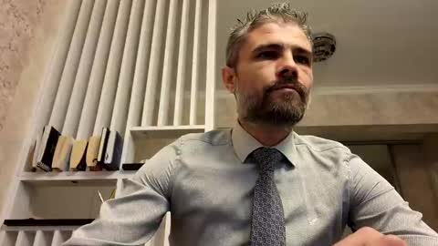 Snapshot of gindrie chatting on March 2, 2025, 2:10 pm Gabriel online show from March 2, 2025, 2:10 pm