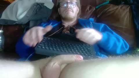 gingasnapz8inch online show from March 8, 2025, 4:17 pm