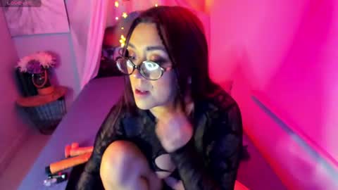 Chloe  online show from July 3, 2026, 1:06 pm