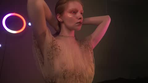        im expecting 350 thumbs up on my altar   online show from January 10, 2026, 10:03 pm