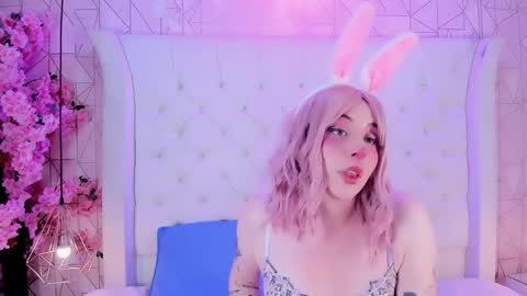     online show from April 10, 2026, 8:46 pm