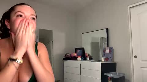 Snapshot of gingerfox777 chatting on February 13, 2025, 4:00 am gingerfox777 online show from February 13, 2025, 4:00 am