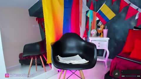 Snapshot of gingermoon_ chatting on July 4, 2026, 7:09 pm Ginger online show from July 4, 2026, 7:09 pm