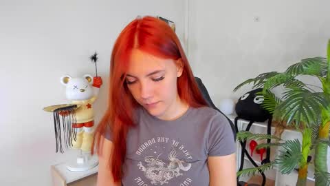 gingerr_pie online show from October 17, 2025, 7:05 pm