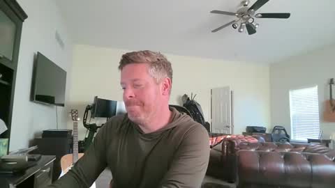 Snapshot of gingerzaddy chatting on November 23, 2025, 8:19 pm gingerzaddy online show from November 23, 2025, 8:19 pm