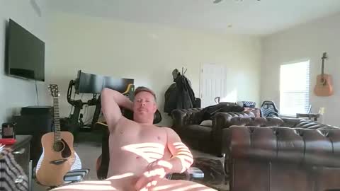 Snapshot of gingerzaddy chatting on December 14, 2025, 5:18 pm gingerzaddy online show from December 14, 2025, 5:18 pm
