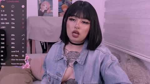 ginmeowuwu online show from November 20, 2025, 12:44 am