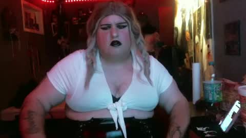 Snapshot of ginny_dominatrix chatting on October 12, 2025, 3:38 am ginny ray online show from October 12, 2025, 3:38 am