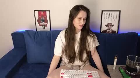 Ginnyg  online show from January 22, 2025, 5:59 am