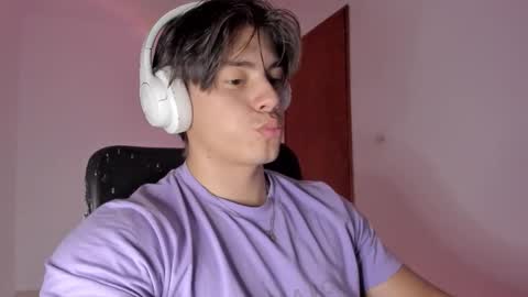 Snapshot of gio_russo chatting on March 3, 2026, 8:59 pm GioRusso online show from March 3, 2026, 8:59 pm