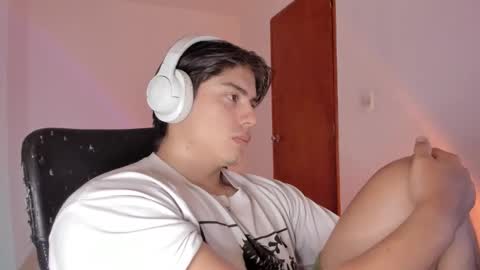 Snapshot of gio_russo chatting on March 12, 2026, 5:41 pm GioRusso online show from March 12, 2026, 5:41 pm