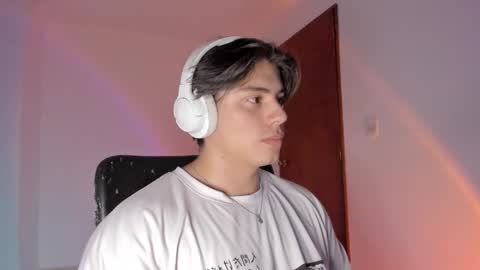 Snapshot of gio_russo chatting on March 14, 2026, 11:32 pm GioRusso online show from March 14, 2026, 11:32 pm