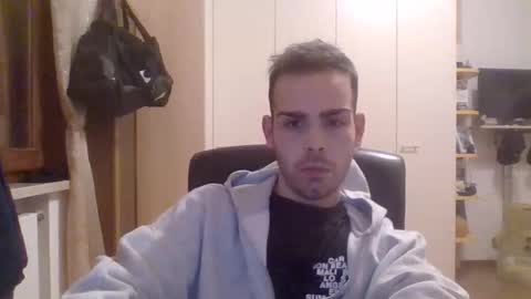 Snapshot of gionnylove chatting on December 2, 2025, 4:35 pm gionnylove online show from December 2, 2025, 4:35 pm