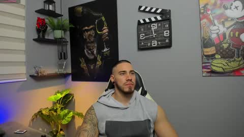 Snapshot of giorgio_leone2 chatting on December 21, 2024, 2:19 am Giorgio leone online show from December 21, 2024, 2:19 am