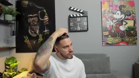 Snapshot of giorgio_leone2 chatting on February 20, 2025, 12:30 am Giorgio leone online show from February 20, 2025, 12:30 am