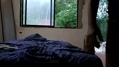 Gio online show from September 26, 2025, 11:42 pm