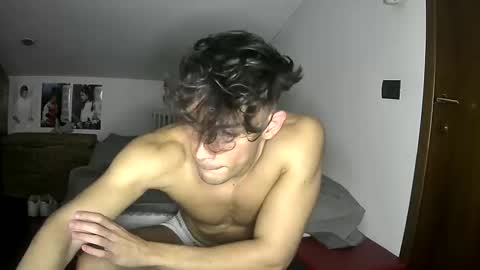 giovyyx online show from November 5, 2025, 1:55 pm