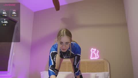 Snapshot of girl_i_am chatting on March 11, 2025, 6:41 pm Nikki online show from March 11, 2025, 6:41 pm