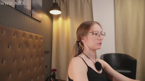 Snapshot of girl_i_am chatting on September 12, 2025, 11:10 am Nikki online show from September 12, 2025, 11:10 am