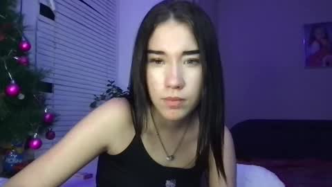 Snapshot of girl_sue chatting on December 26, 2024, 2:55 am girl_sue online show from December 26, 2024, 2:55 am