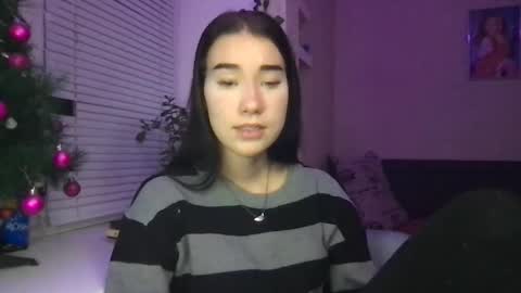 Snapshot of girl_sue chatting on December 30, 2024, 9:08 pm girl_sue online show from December 30, 2024, 9:08 pm