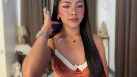 queen ronna online show from February 1, 2026, 4:16 pm