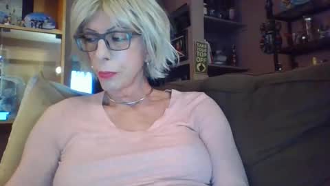 Girlinrock online show from April 2, 2026, 1:03 am