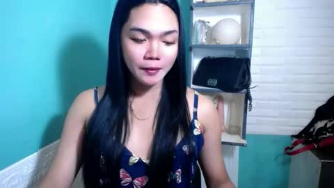 Snapshot of girlsweet_preciousxoxo chatting on February 3, 2026, 6:22 am Precious online show from February 3, 2026, 6:22 am