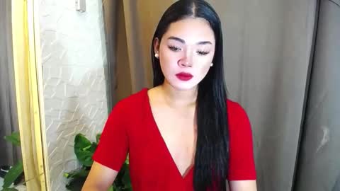 Snapshot of girlsweet_preciousxoxo chatting on February 22, 2026, 4:46 am Precious online show from February 22, 2026, 4:46 am