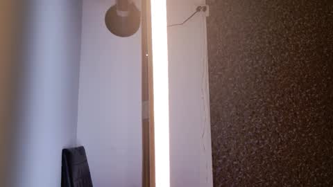 Snapshot of giselamaru chatting on October 11, 2025, 10:25 am online show from October 11, 2025, 10:25 am