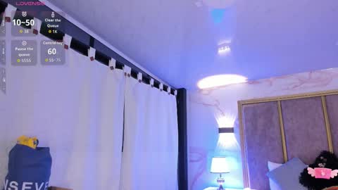     online show from November 18, 2025, 10:09 am