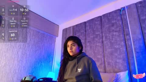     online show from December 20, 2025, 10:55 am