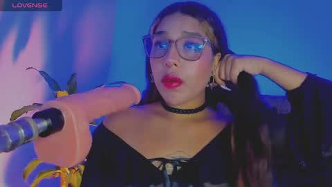 Giselle online show from April 17, 2026, 2:03 am