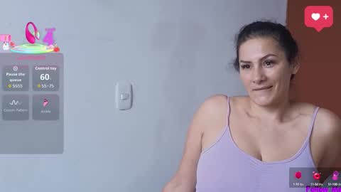 Snapshot of gisellecarter_ chatting on October 8, 2025, 1:42 pm Giselle online show from October 8, 2025, 1:42 pm