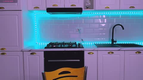 Giulia online show from March 31, 2026, 3:30 am