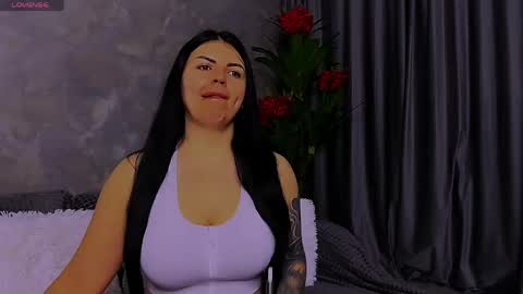 Snapshot of giulyalust chatting on May 21, 2026, 2:51 am Giulia online show from May 21, 2026, 2:51 am