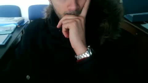 giuseppevai1 online show from January 9, 2026, 10:40 am