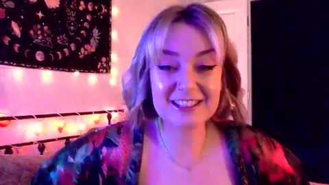 givemesweetdreams online show from October 26, 2025, 4:35 pm