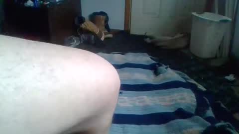 Snapshot of givr6inches chatting on February 12, 2025, 7:13 pm e-Bizl online show from February 12, 2025, 7:13 pm