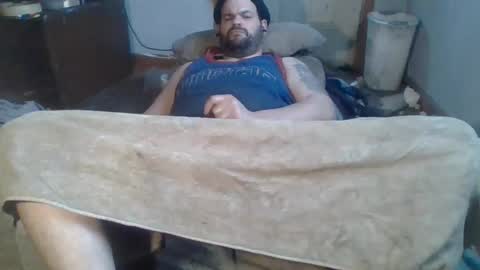 Snapshot of givr6inches chatting on February 16, 2025, 9:05 pm e-Bizl online show from February 16, 2025, 9:05 pm