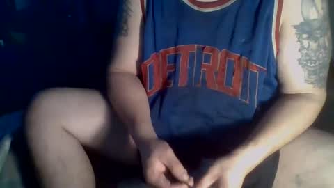 Snapshot of givr6inches chatting on September 28, 2025, 12:43 pm e-Bizl online show from September 28, 2025, 12:43 pm