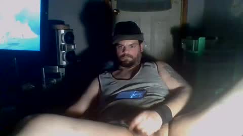 Snapshot of givr6inches chatting on November 16, 2025, 4:51 am e-Bizl online show from November 16, 2025, 4:51 am