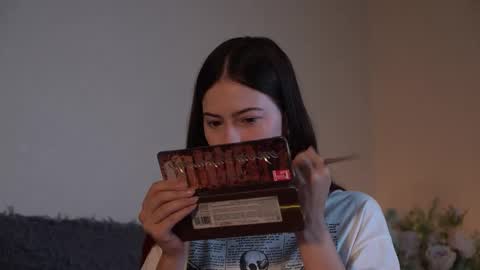 Agness online show from September 18, 2025, 11:45 am