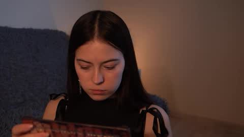 Agness online show from November 21, 2025, 1:32 pm