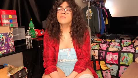 Snapshot of glaceon9 chatting on January 23, 2025, 7:00 am glaceon9 online show from January 23, 2025, 7:00 am